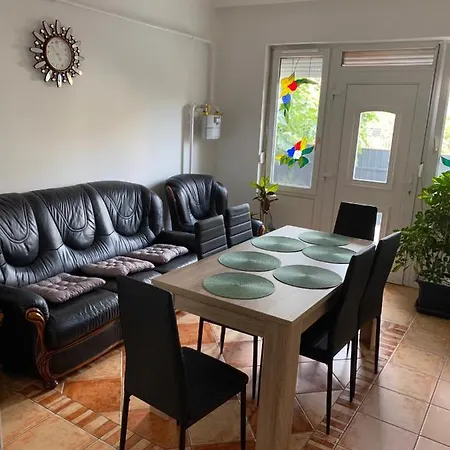Eros Apartman Apartment